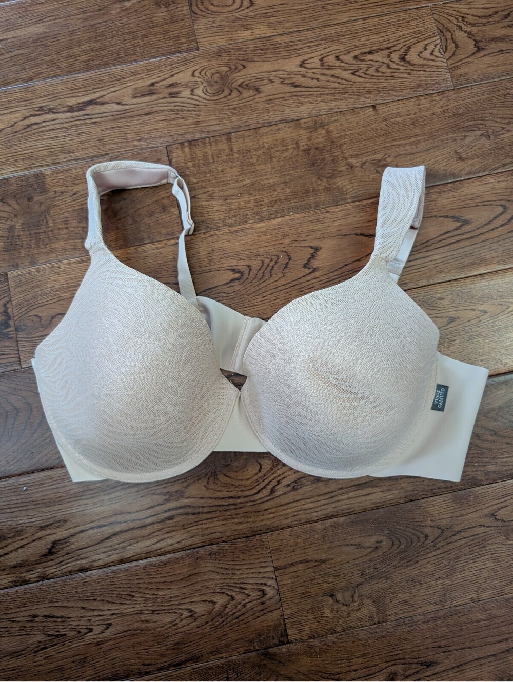 Vince Camuto Beige Light Padding Underwire Bra 42C NWOT